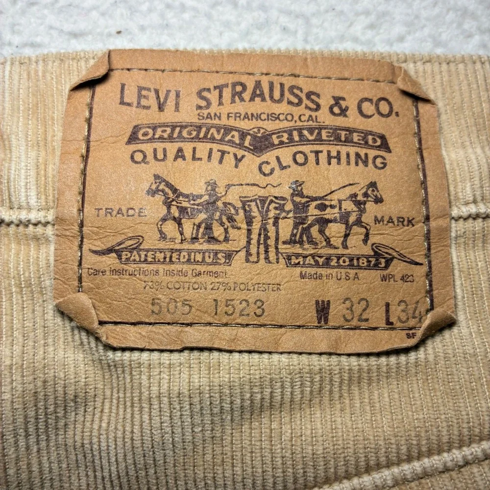 Vintage Levis 505 Corduroy Pants Men 32x34 Brown Straight Preppy 80s Made USA